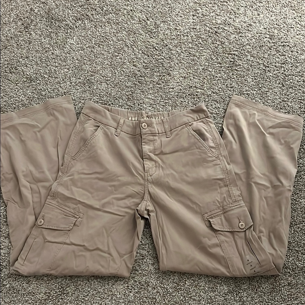 American Eagle Tan Mid-Rise Baggy Wide Leg Cargo Pants